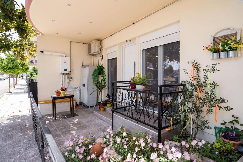 Elenis Cozy Apartment Yenişehir Dış mekan fotoğraf